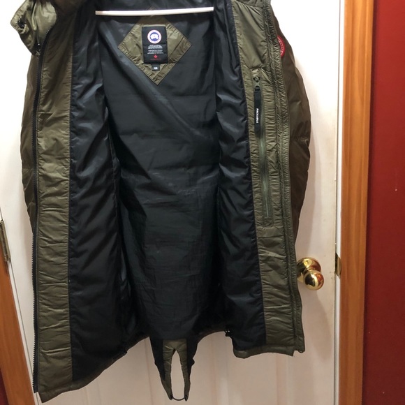Canada Goose Ellison (Medium) Down Jacket - Picture 7 of 12